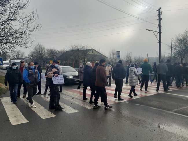 Мешканці Харківщини перекрили трасу через подорожчання газу 05