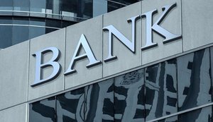 Зеленський підписав закон про створення банку фінансової інклюзії. Що це означає?