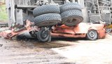 Страшная авария в Крыму: бензовоз перевернулся и раздавил легковушку с людьми. ФОТОрепортаж