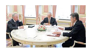 Ющенко дал Медведько команду разобраться, кого на газовом рынке лоббирует Тимошенко