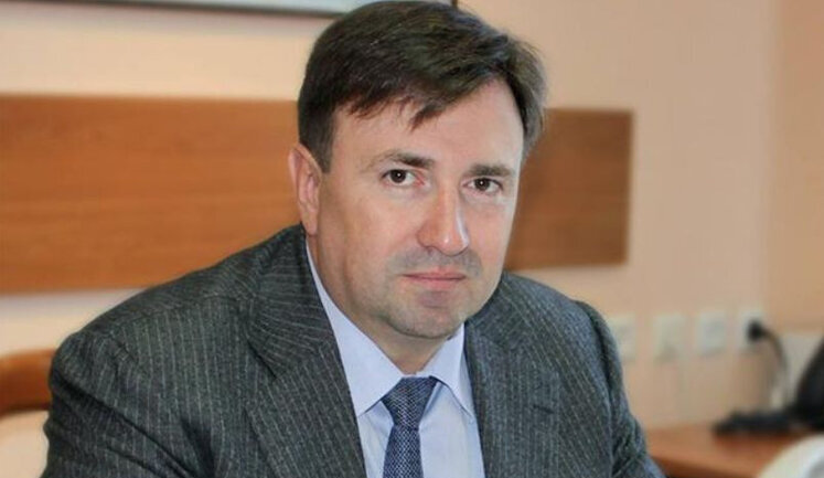 4 million hryvnias from his retired father were found in possession of deputy head of State Customs Service Cherkassky