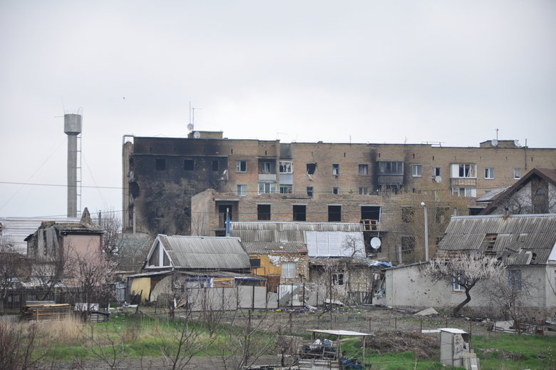 Зруйноване окупантами селище Горенка у передмісті Києва 16