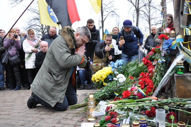 Панахида за Героями Небесної Сотні відбулася в центрі Києва 52