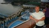 Добрый, красивый, умный и богатый милиционер из Донбасса: портрет заказчика "кислотного нападения" на Чижмаря. ФОТОрепортаж