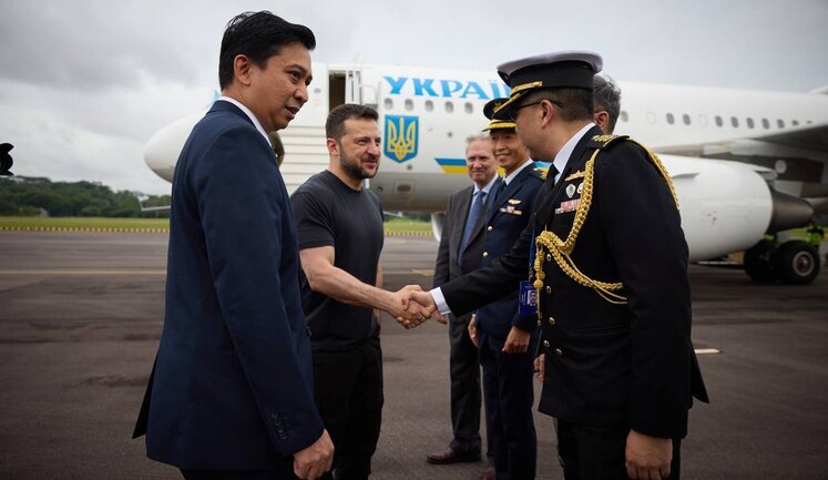 Zelenskyy arrived in Singapore. PHOTO
