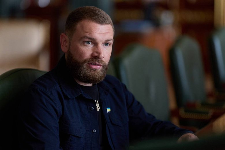 Президент Володимир Зеленський зустрівся з Героєм України Сергієм Волинським