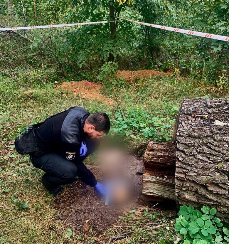 Remains of person killed by Russian occupiers were discovered in Kyiv region 03