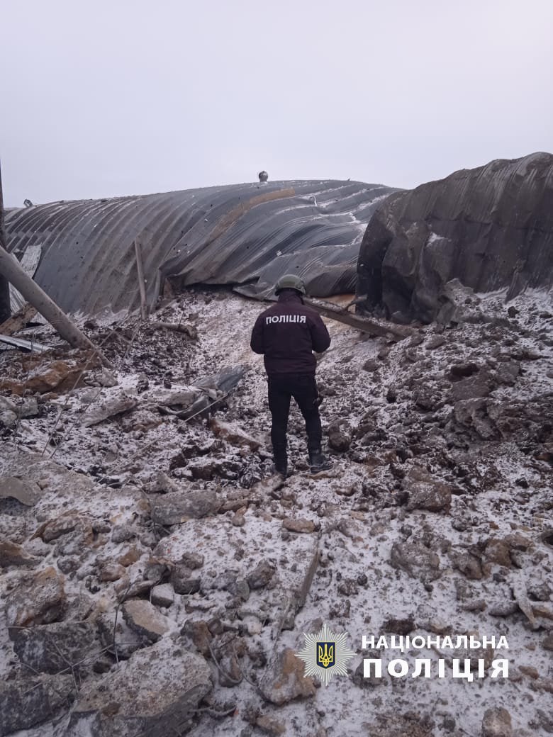 Оккупанты ночью ударили КАБами по Волчанску, в течение суток обстреляли более 15 населенных пунктов Харьковщины 03