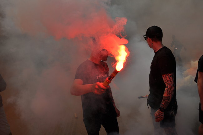 Київ запитує: хто замовив Катю Гандзюк? Активісти прийшли до Адміністрації Президента 13 Київ запитує: хто замовив Катю Гандзюк? Активісти прийшли до Адміністрації Президента 13