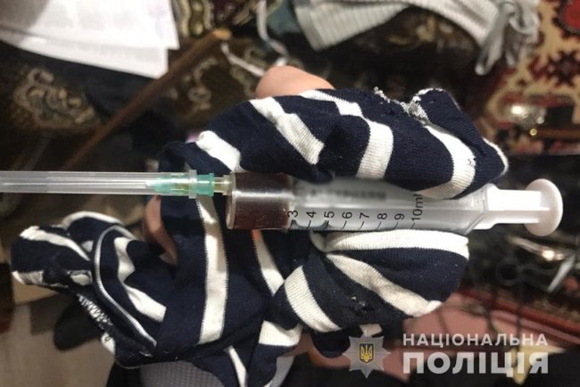 Семеро колишніх зеків організували продаж наркотиків на Дніпропетровщині, - поліція 06