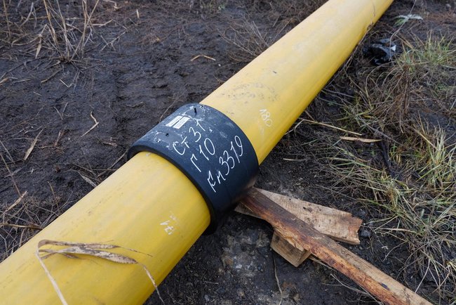 Газопровід Очеретяне-Авдіївка добудовують, попри обстріл найманців РФ, - Жебрівський 03