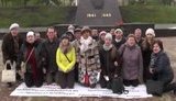 "Господин президент, помогите нам!", - обманутые жители российского Екатеринбурга, стоя на коленях, обратились к Путину. ВИДЕО