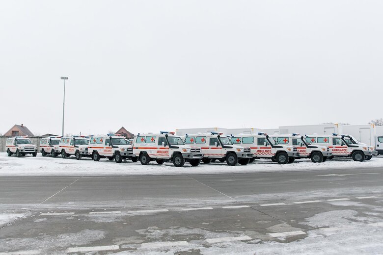 Україна отримає 50 автомобілів швидкої допомоги від ОАЕ 06