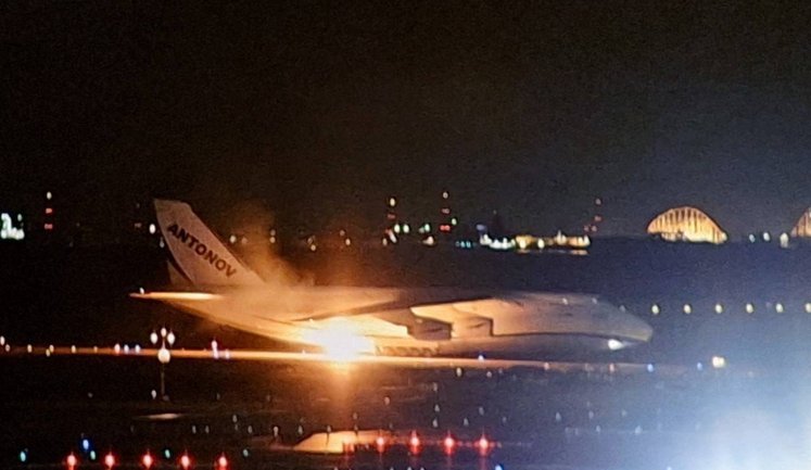 В аеропорту Японії загорівся український літак Ан-124 "Руслан"