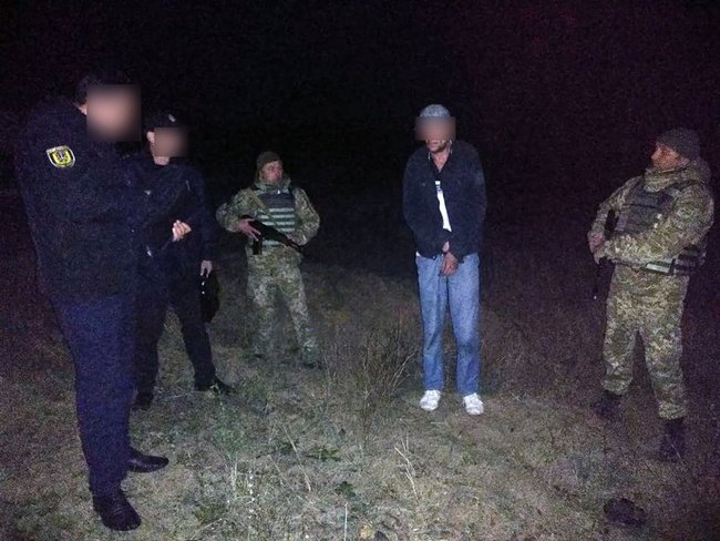 Убивця-втікач із Молдови намагався зарізати українського прикордонника 02