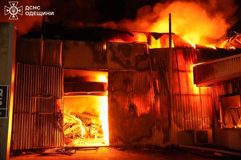 Знищений гімнастичний зал в Одесі
