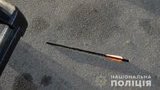 Долоня пробита наскрізь: біля дитячого майданчика в Борисполі невідомі поранили чиновницю пострілом з арбалета. ФОТО