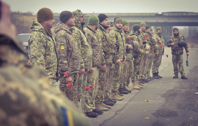 Відкриття памятного знаку полеглим воїнам 58-ї ОМБр відбулося у Пісках на Донеччині 01