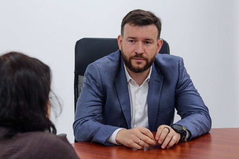 улютін