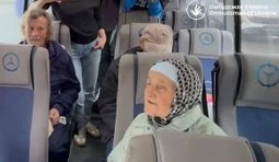 Україна повернула чотирьох цивільних під час обміну