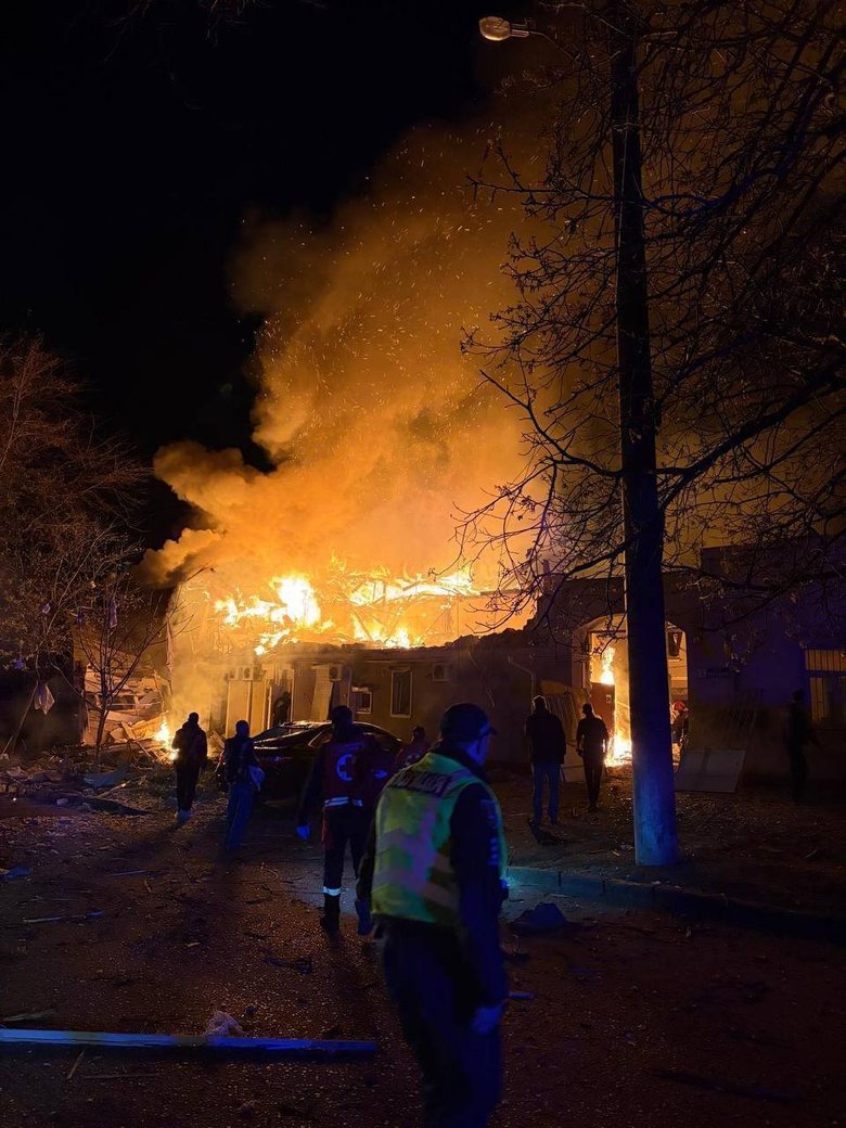 РФ атакувала Одесу: руйнування житла, загиблі та поранені