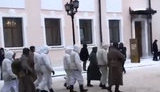 Победобесие на марше: по центру российского Новгорода провели "пленных немцев". ВИДЕО