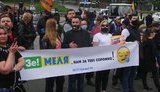 В центре Киева предприниматели протестуют против карантина: "Хватит принимать бездумные решения" и "Не работаем - не платим". ВИДЕО+ФОТОрепортаж