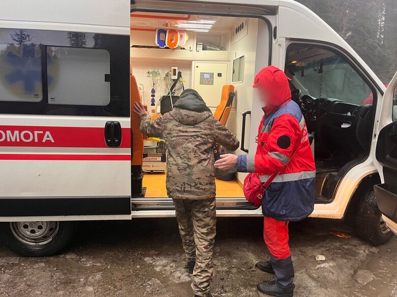 Пограничники спасли уклониста