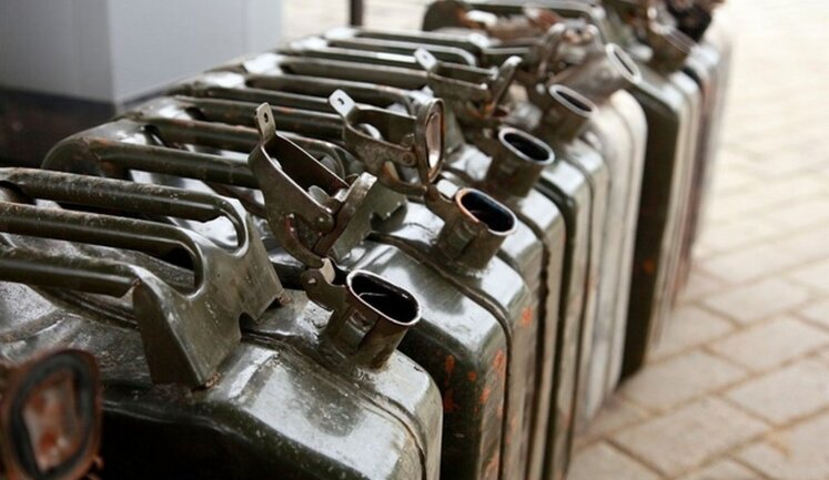 Після початку відключень світла продажі пального на АЗС зросли вперше за рік