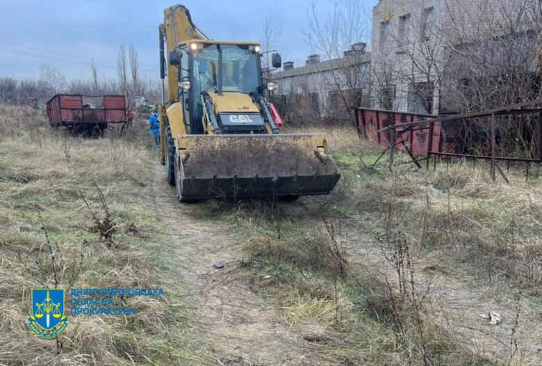 Загрязнили землю трупами животных на Днепропетровщине