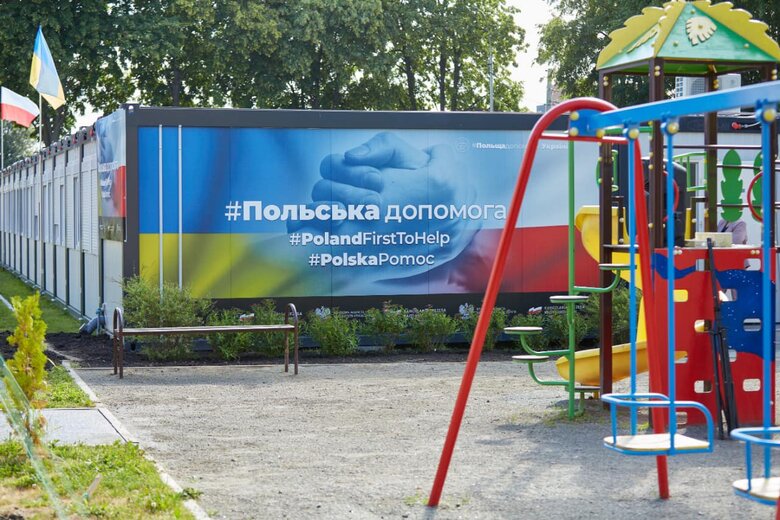 У місті-герої Буча відкрили тимчасове модульне містечко на 352 місця 02