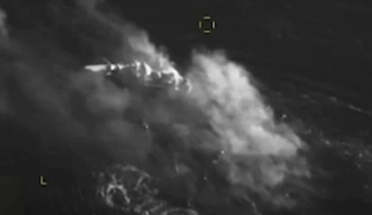 Уничтожение катера российского черноморского флота с десантом у западного побережья Херсонщины. ВИДЕО