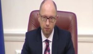 10,000 officials listed in corruptionists registry, PM Yatseniuk says