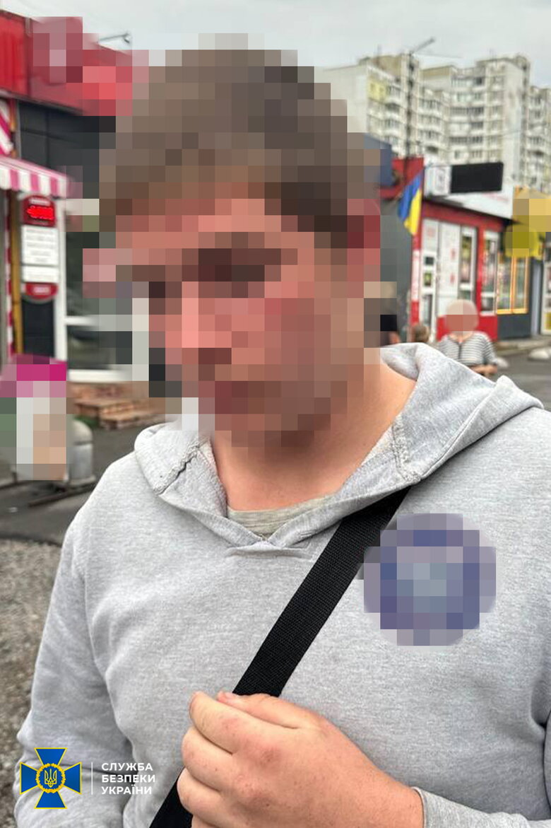СБУ та Нацполіція затримали трьох підпалювачів авто ЗСУ на Київщині