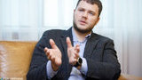Криклий предложил контролировать состояние дорог с помощью космических спутников