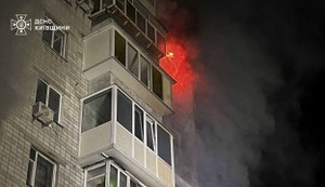 Последствия дронной атаки РФ на Вышгород: есть погибший и пострадавшие. В многоэтажке вспыхнул пожар