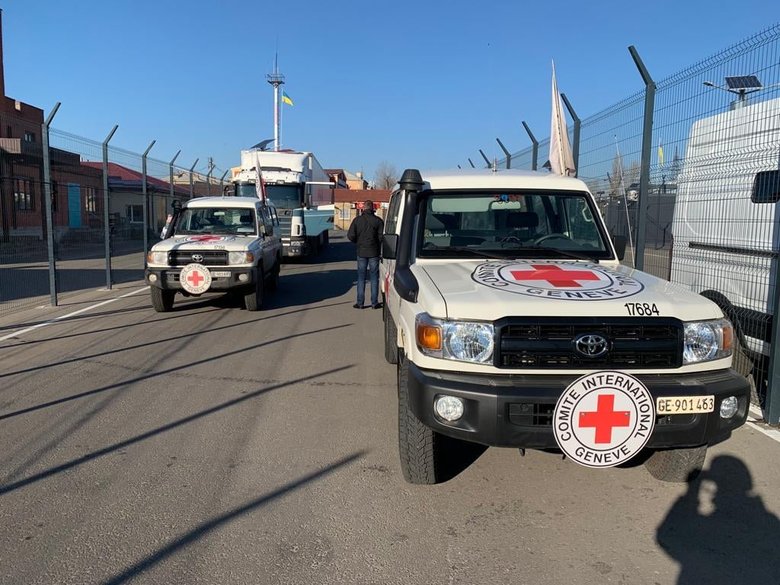 Красный Крест направил в оккупированную часть Луганской области 30 тонн товаров медицинского назначения 01