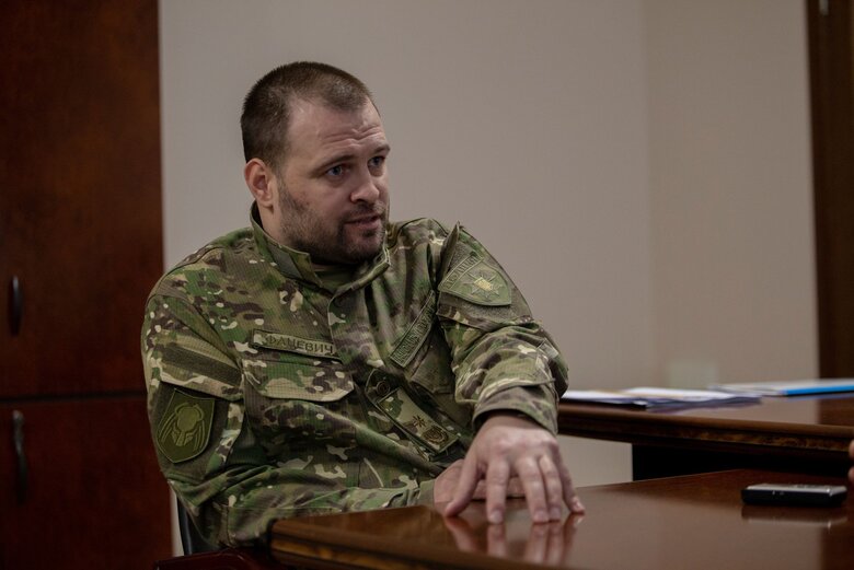 Олександр Фацевич: Росіяни застосовують міни із сейсмічними датчиками, нові міни-пастки, яких ми раніше не бачили 06
