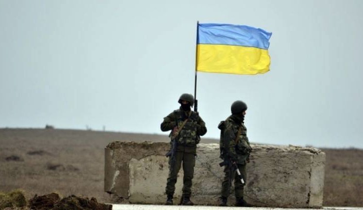 Бутусов о происшествии на взводном опорном пункте на Донбассе: Находящиеся в машине проигнорировали просьбу часового подойти - он открыл огонь на поражение