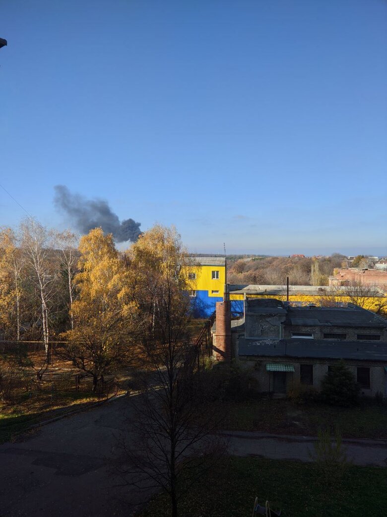 В оккупированной Ясиноватой в Донецкой области большой пожар 04