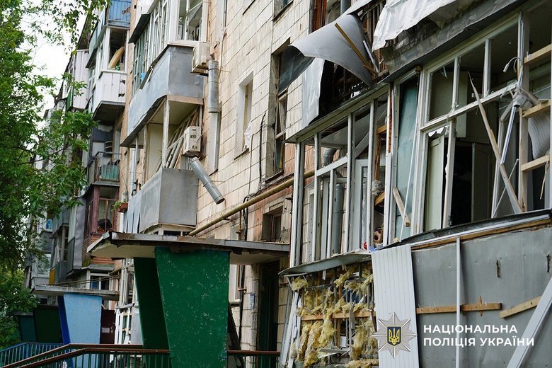 Поліція працює на місцях обстрілу Сум: 11 поранених, є діти серед постраждалих