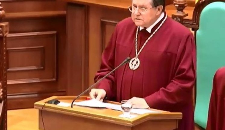 Глава КС Баулин об участии в узурпации власти Януковичем: "Вам не нравится? Ну, это такая жизнь"