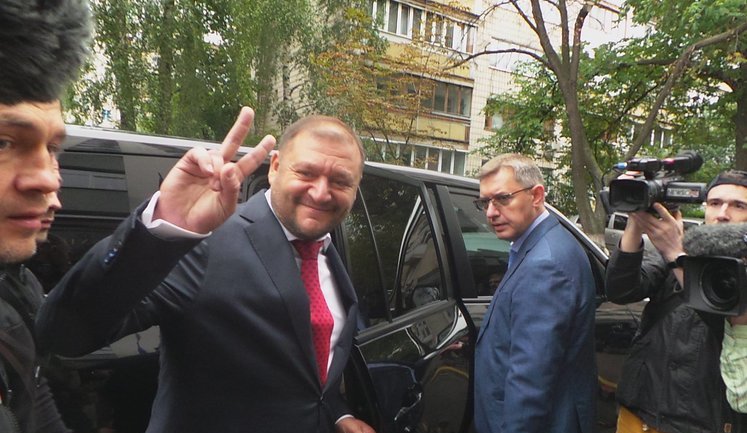 Prosecutor General's Office served indictment to MP Dobkin. PHOTOS