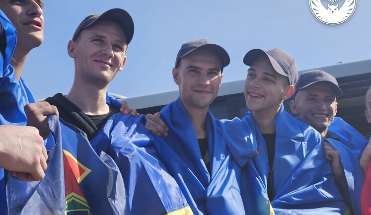 Сьогоднішній обмін полоненими допомогли організувати ОАЕ, - координаційний штаб. ФОТОрепортаж