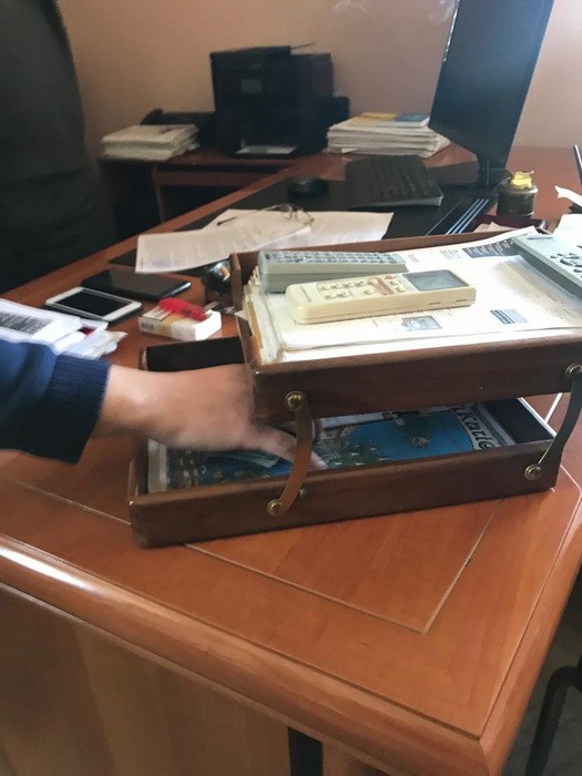 Судья задержан на взятке 2,5 тыс. долл. в Одессе, - СБУ 02