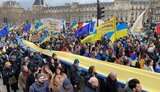 Акція на підтримку України у Парижі