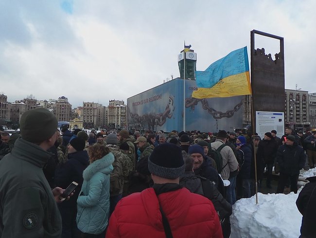 У центрі Києва відбулась акція Кава на Майдані, учасників пригощали тортами та цукерками 07