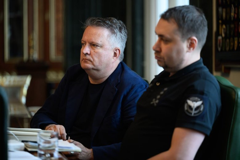 Зеленский созвал совещание после встречи с Кушнером и Виткоффом