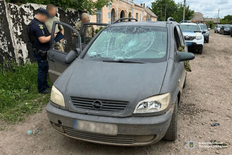 Конфлікт у Сахновщині: чоловіки побили військових і пошкодили авто ТЦК
