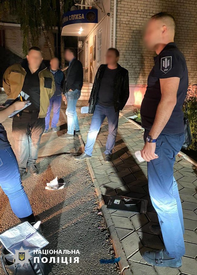 Замначальника райотдела полиции задержан на Николаевщине за вымогательство взяток с подчиненных, - Нацполиция 03